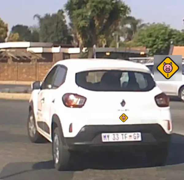 White Renault Kwid