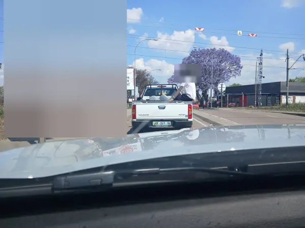 White Foton Tunland G7